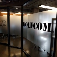 หางาน สมัครงาน WOLFCOM Enterprises 1
