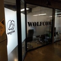 หางาน สมัครงาน WOLFCOM Enterprises 6