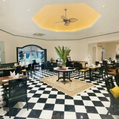 หางาน สมัครงาน The British Club Bangkok 5