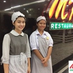 apply job MK Restaurant 7